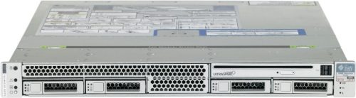 Sun SunFire T5120 Server /8 core 1.4ghz 2*146 GB HD 32gb ram with the rail kit