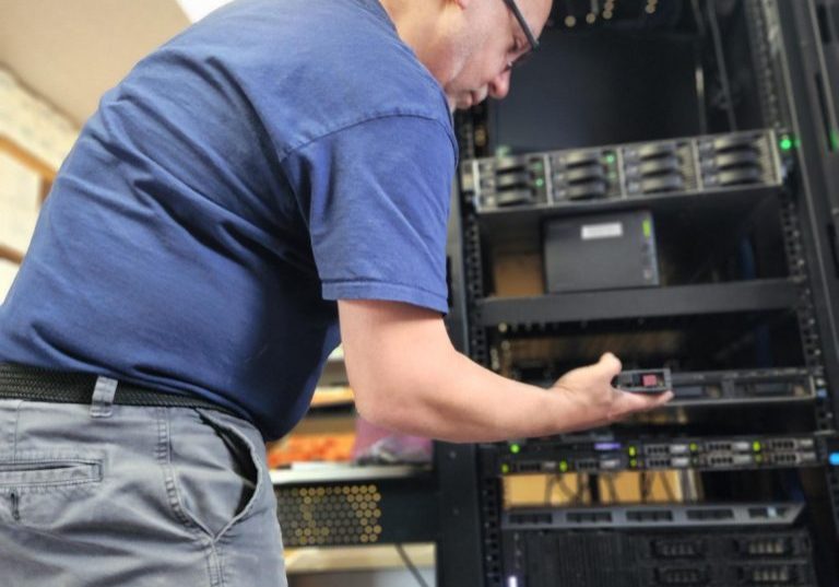 Server Experts